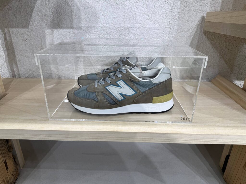 2015年復刻のNew Balance1300スニーカー