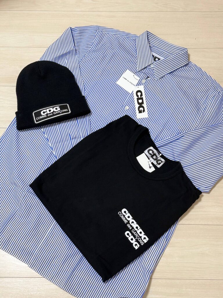 CDG purchases striped shirt CDG logo T-shirt knit beanie