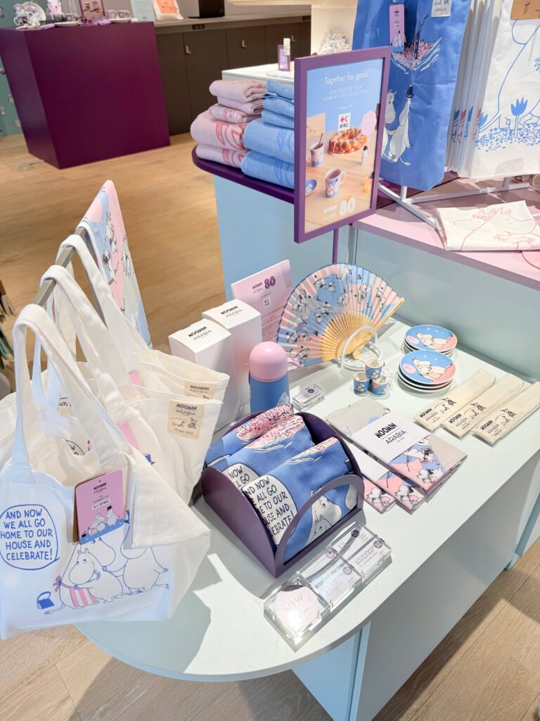 MOOMIN ARABIA Japan exclusive Moomin design mugs and plates