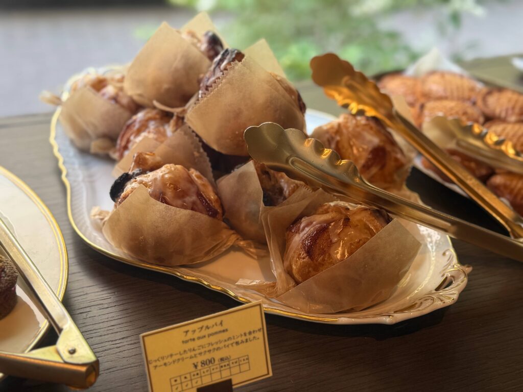 Stylish individually wrapped apple pies at Patisserie ease