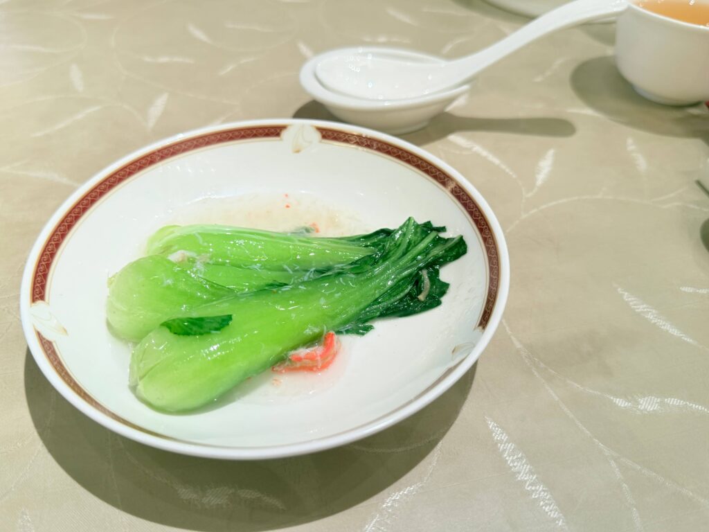Tsukushiro lunch bok choy with crab meat sauce