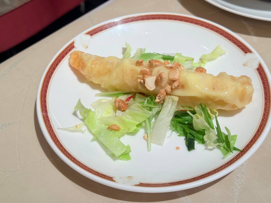 Tsukushiro shrimp with mayonnaise sauce prawn salad