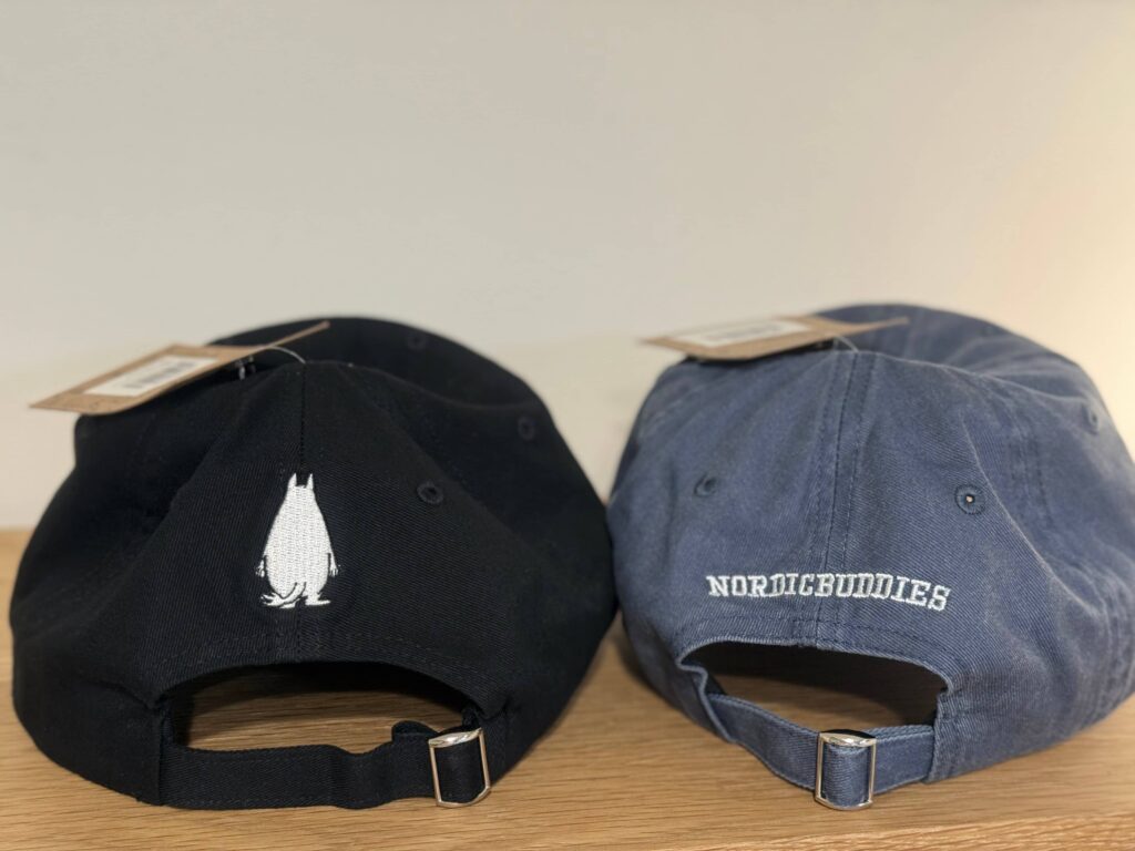Nordicbuddies Moomin cap with back view embroidery and logo