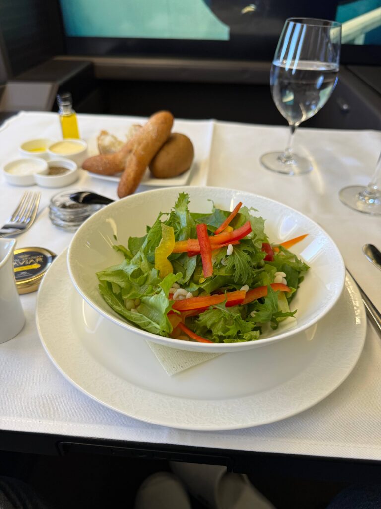ANAファーストクラス機内食 ガーデンサラダ ノンオイル大根ドレッシング