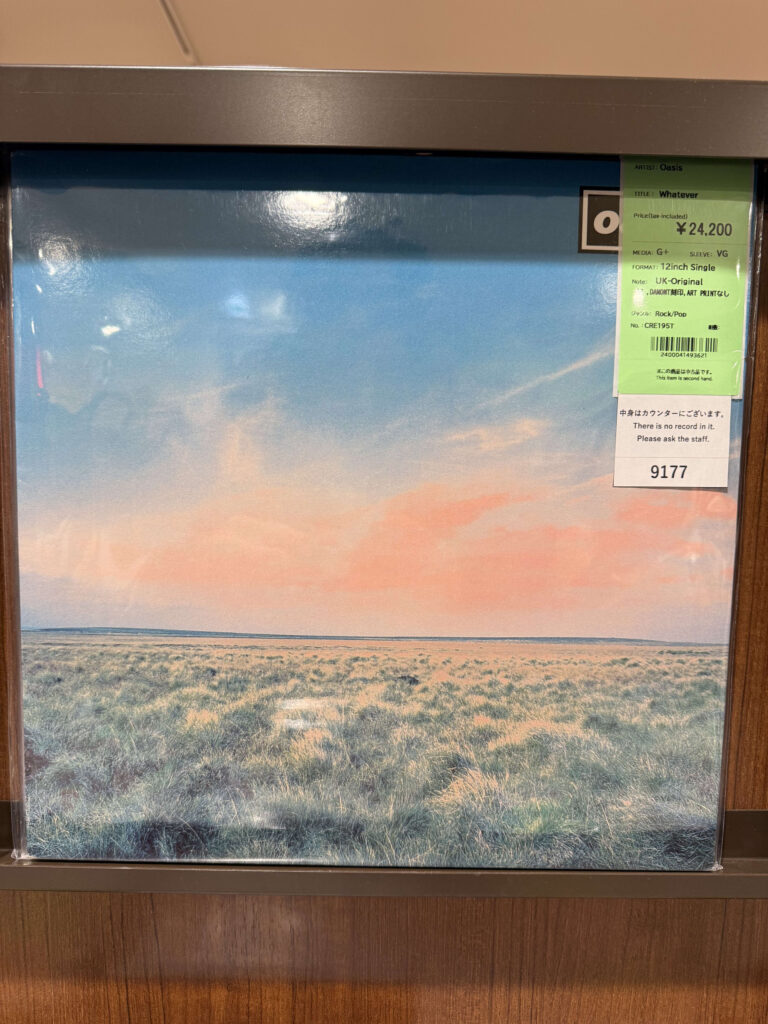 【現地レポ】渋谷タワレコで直面した「Oasis再結成バブル」の衝撃―5万円超えのレコードと高騰するカセットテープの現在地