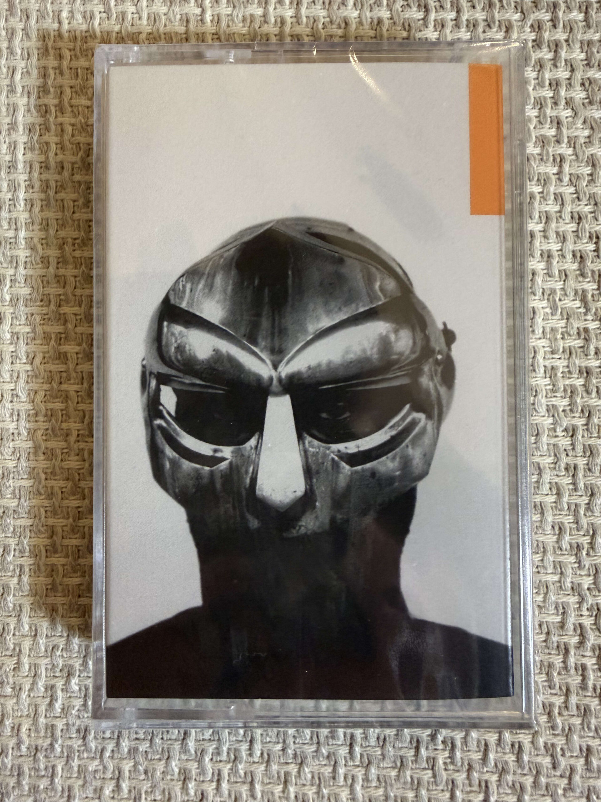 Madvillain『Madvillainy』のカセットテープ。