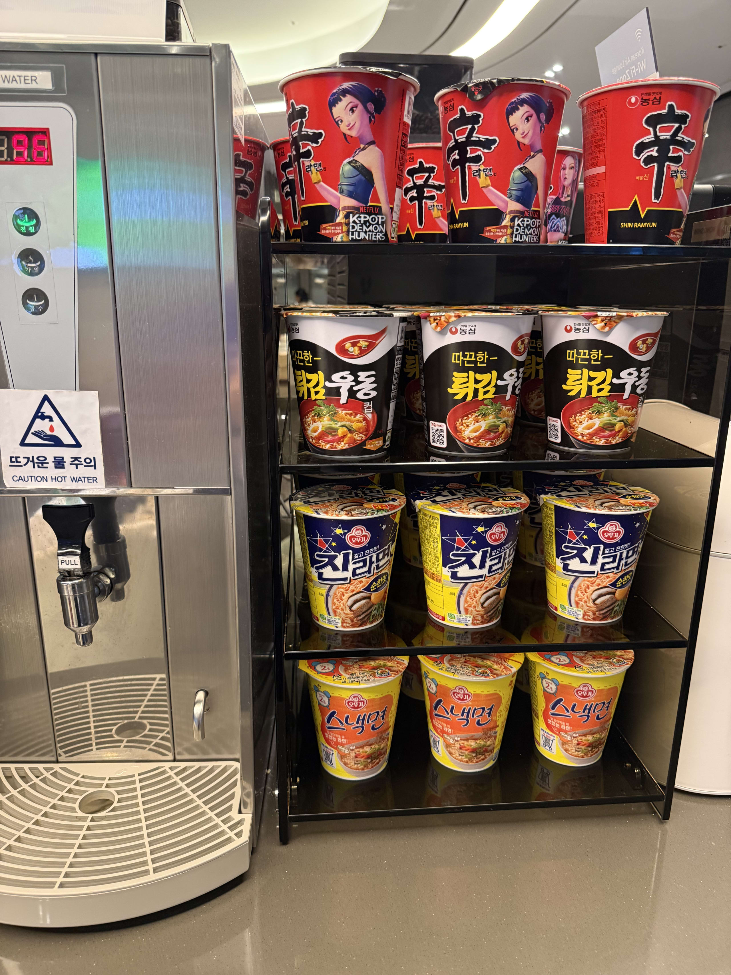 Inside the KAL Lounge at Gimpo Airport and the Korean cup noodle display