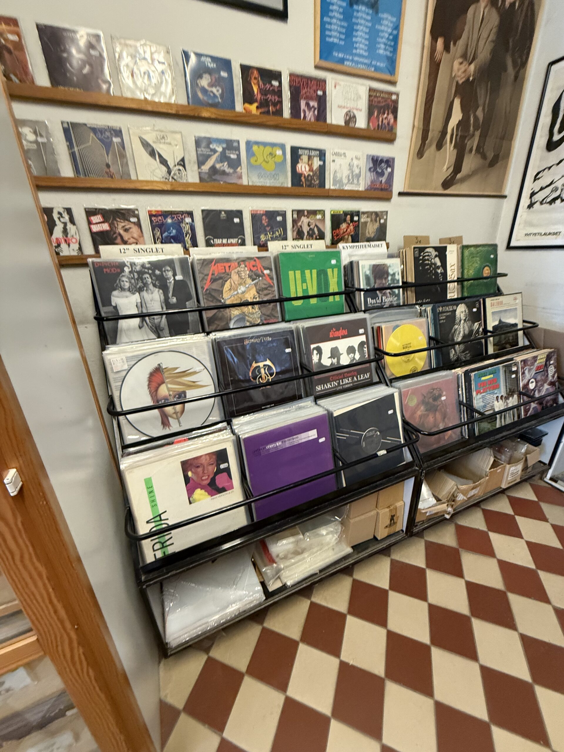 斜めから見たレコードラック