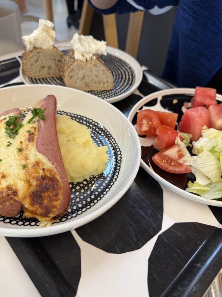 マリトリでの至福のランチ。ヘルシンキのマリメッコ社員食堂で味わう癒しの時間